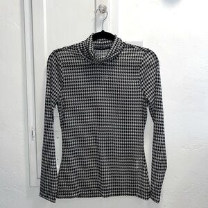 White House Black Market Houndstooth Turtleneck